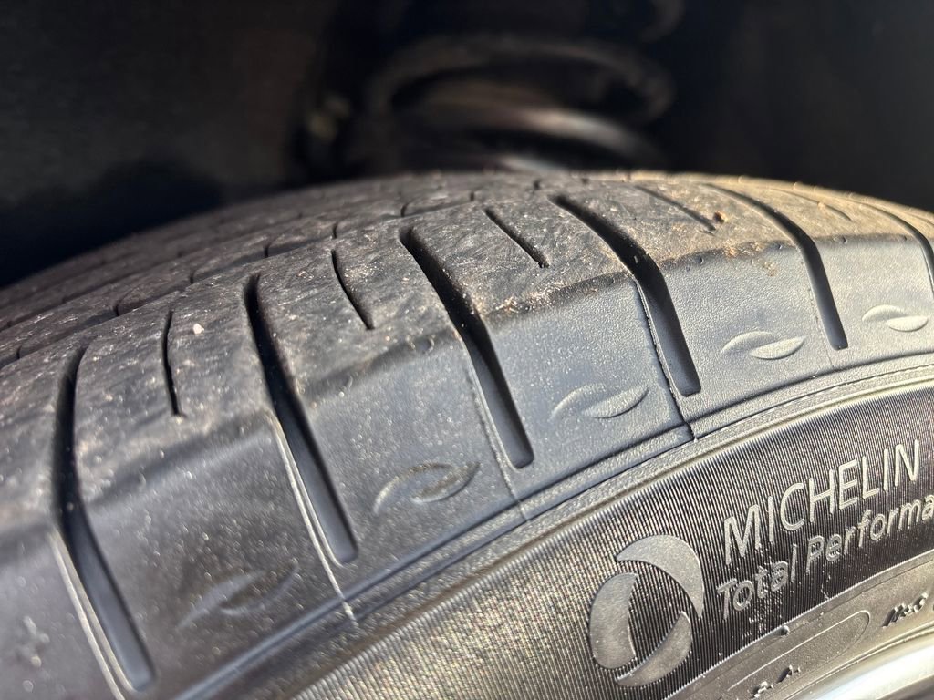 Used 2025 Cadillac XT5 Premium Luxury image 29