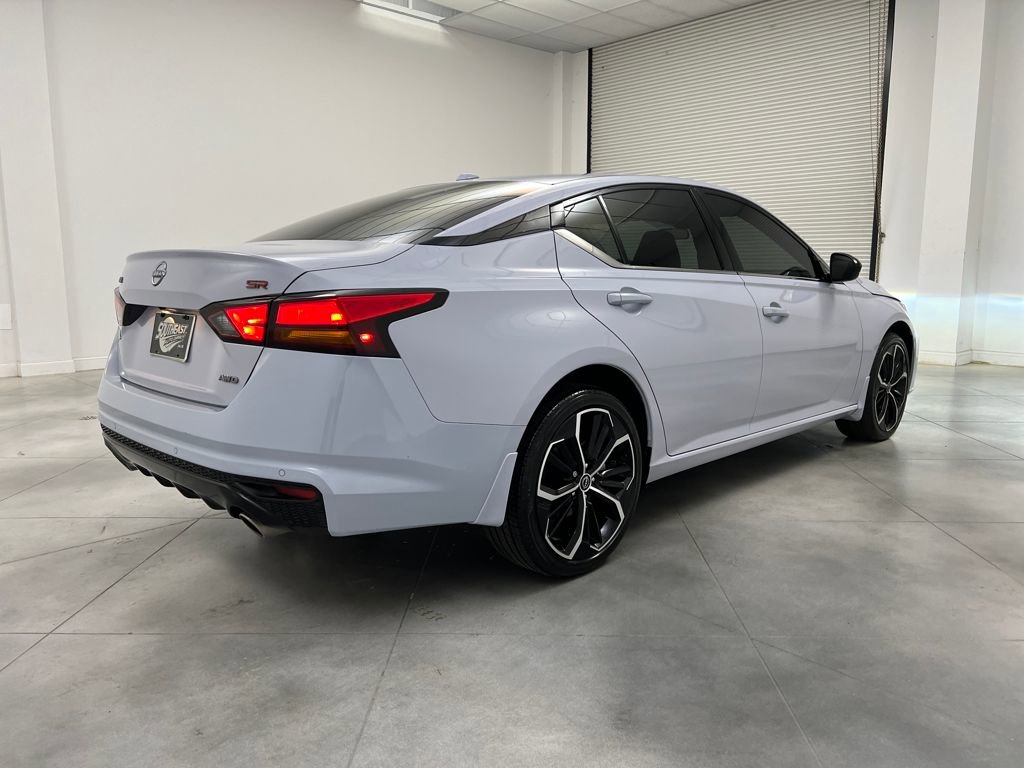Used 2024 Nissan Altima 2.5 SR image 7