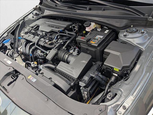 New 2025 Hyundai Elantra Sport image 22