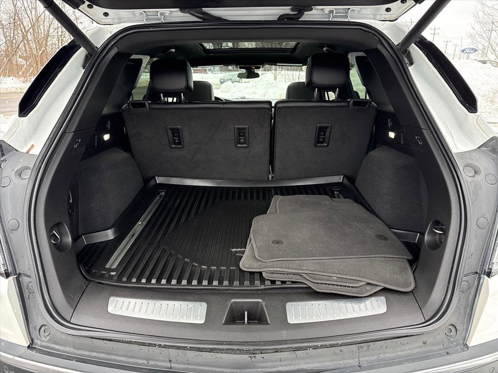 Used 2021 Cadillac XT5 Sportv w/ LPO, Floor Liner Package image 25
