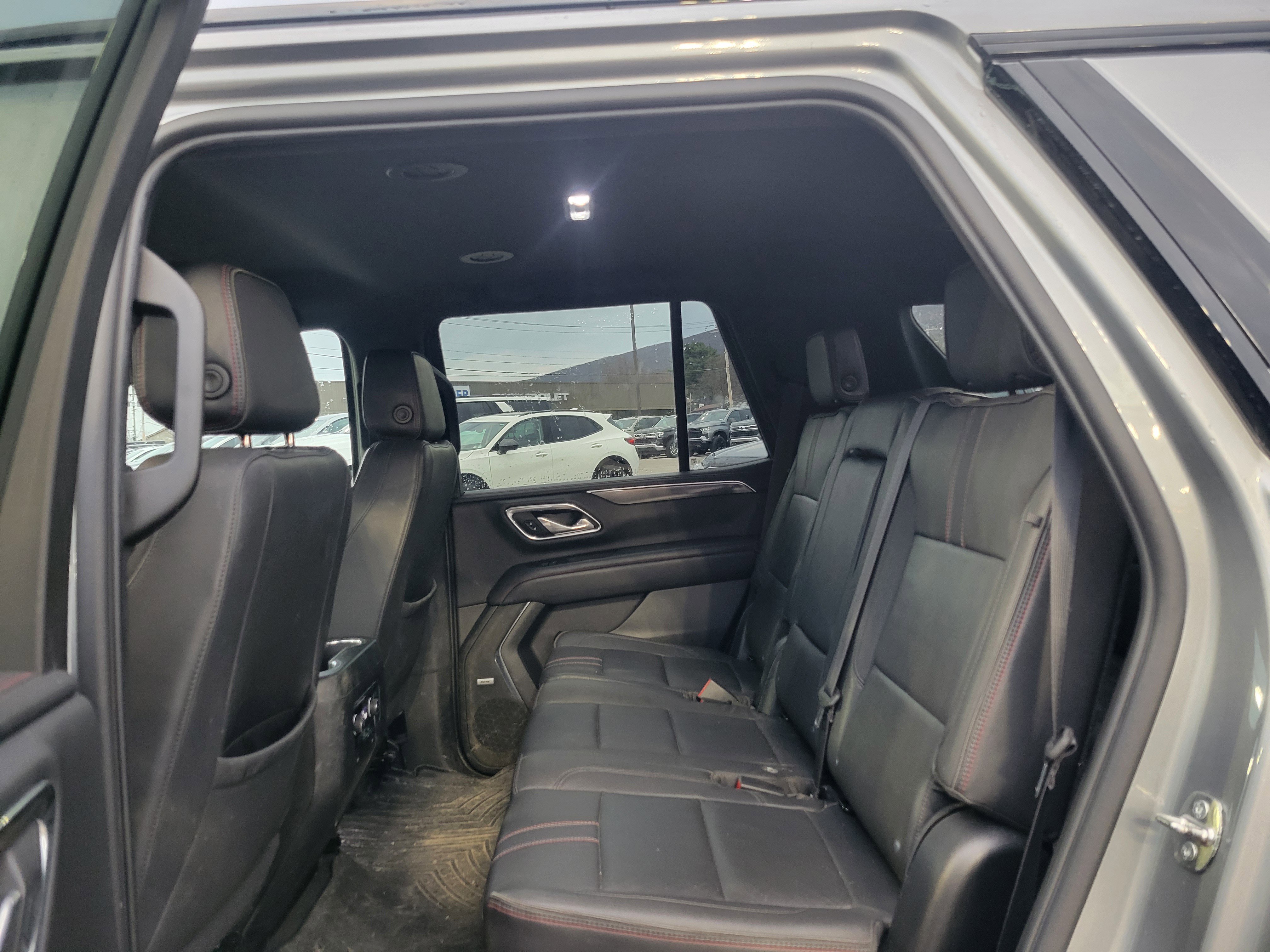 Used 2023 Chevrolet Tahoe RST AWD/4WD image 8