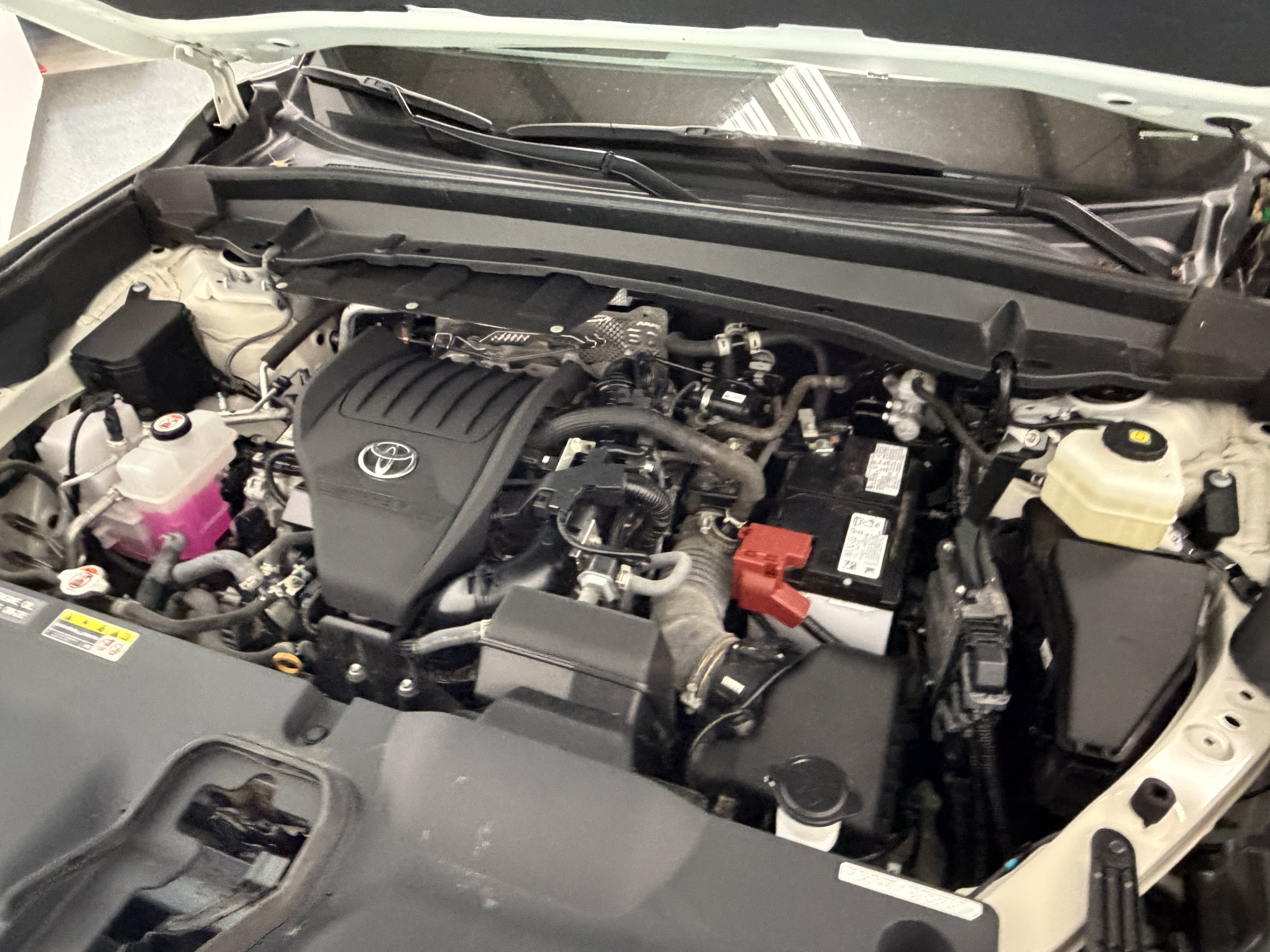 Used 2024 Toyota Grand Highlander AWD image 32