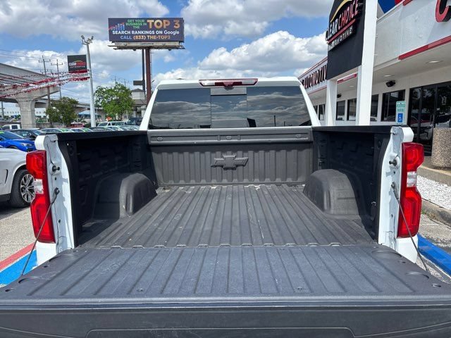 Used 2025 Chevrolet Silverado 1500 ZR2 w/ Technology Package AWD/4WD image 10
