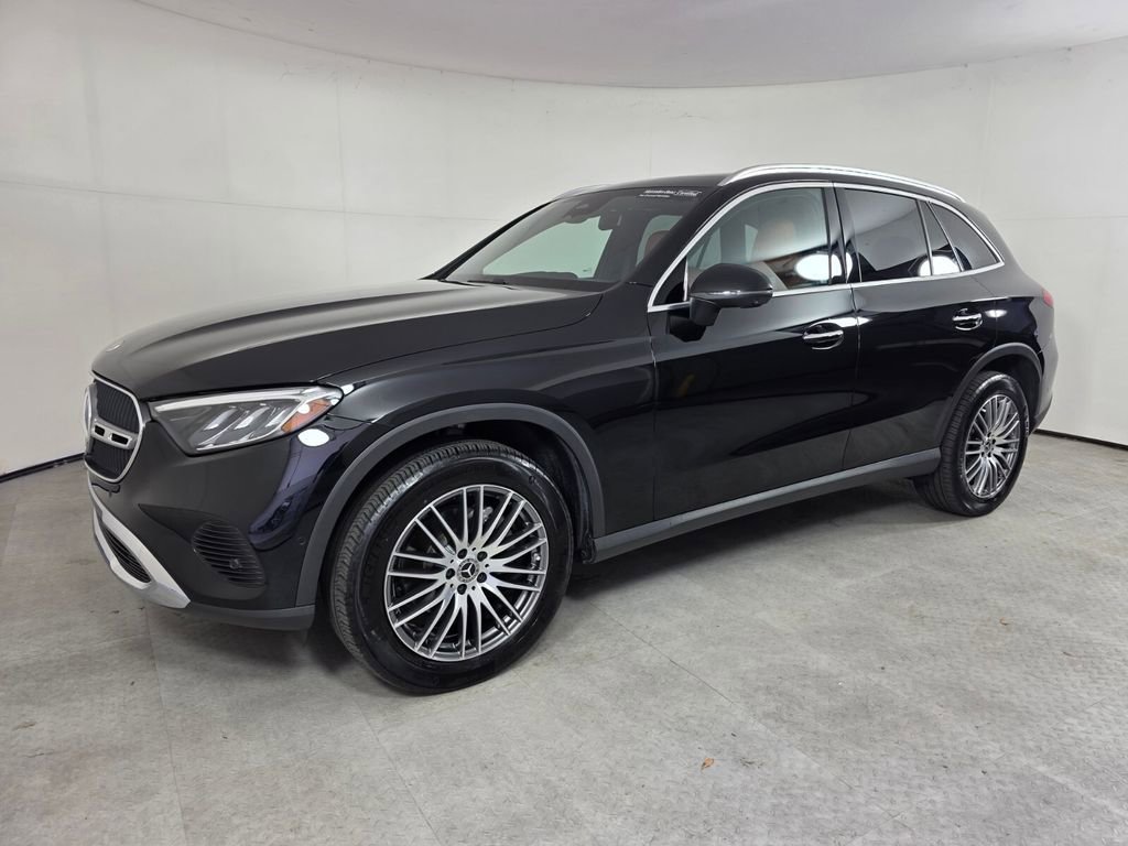 Certified 2025 Mercedes-Benz GLC 300 image 8