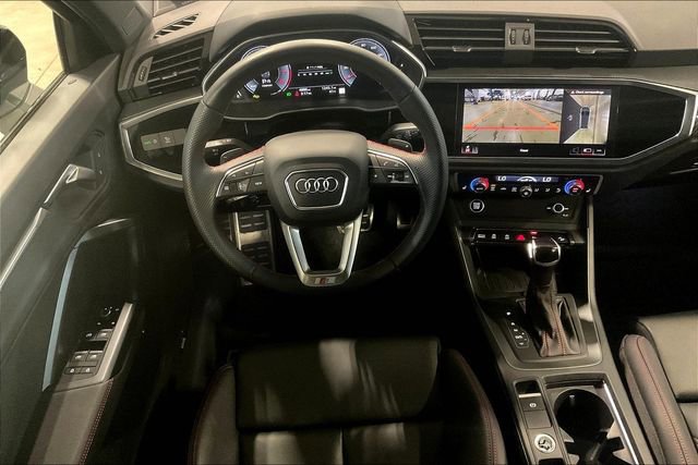 Certified 2025 Audi Q3 2.0T Premium Plus w/ Premium Plus Package AWD/4WD image 5
