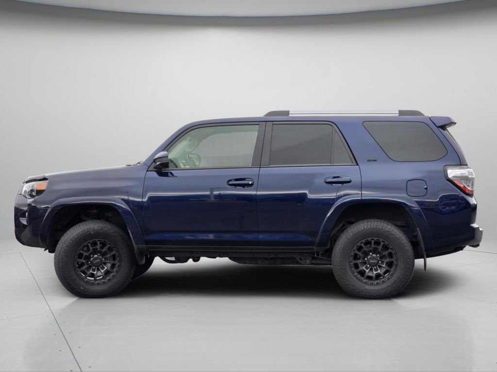 Used 2019 Toyota 4Runner SR5 image 17