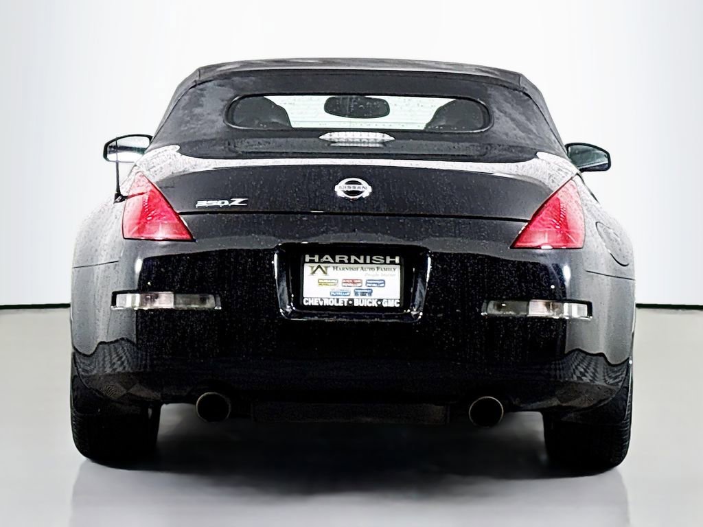 Used 2005 Nissan 350Z Touring image 6