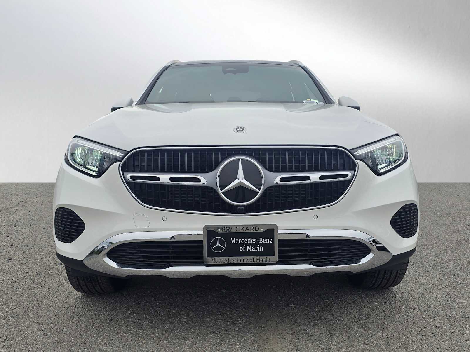 Used 2025 Mercedes-Benz GLC 300 image 9