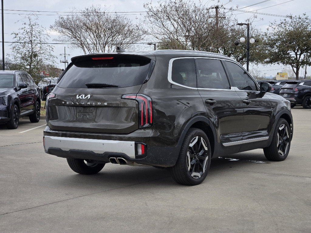 Certified 2024 Kia Telluride EX image 4