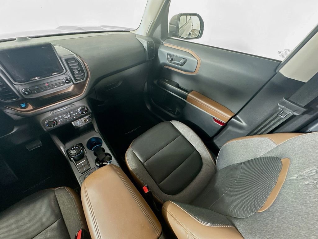 Used 2021 Ford Bronco Sport Outer Banks image 11