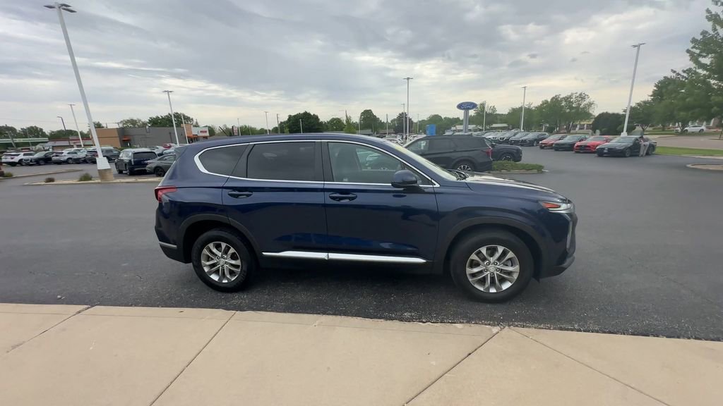 Used 2019 Hyundai Santa Fe SE FWD image 9