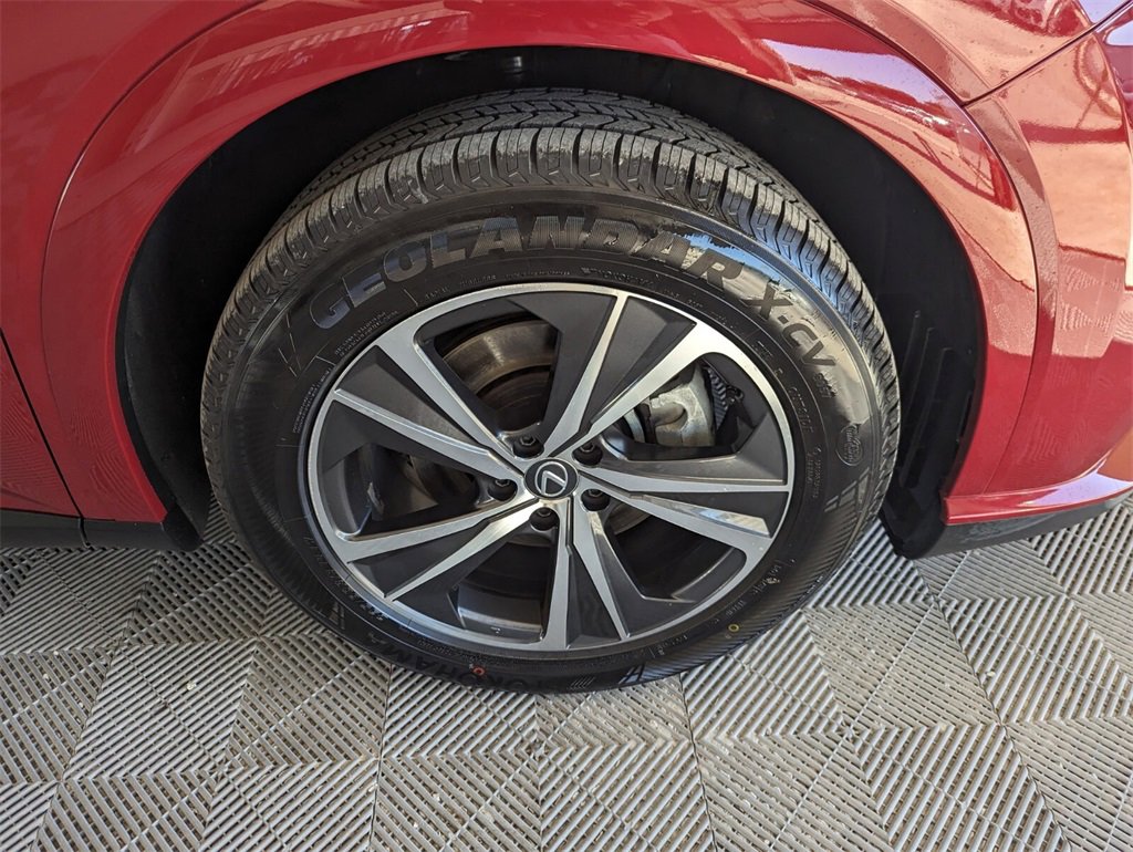 Used 2023 Lexus RX 350h image 18