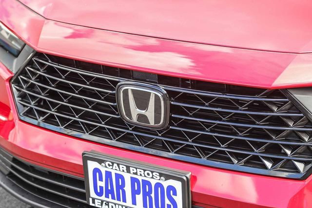 Certified 2025 Honda Accord SE image 7