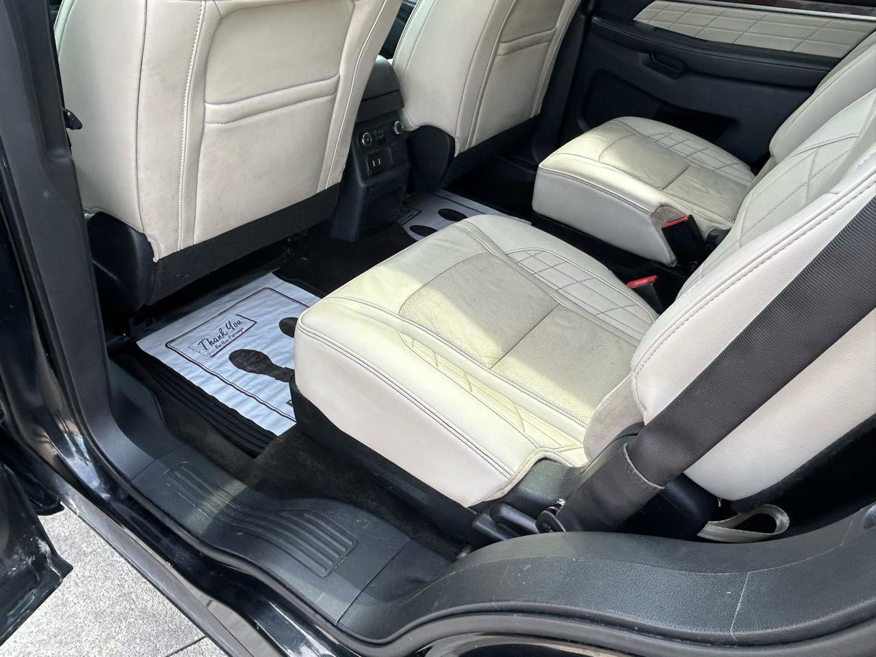 Used 2016 Ford Explorer Platinum AWD/4WD image 9