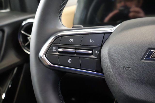 New 2026 Chevrolet Equinox ACTIV w/ Convenience Package III image 17