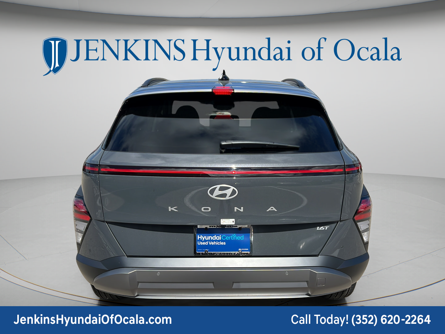 Certified 2025 Hyundai Kona Limited FWD image 4
