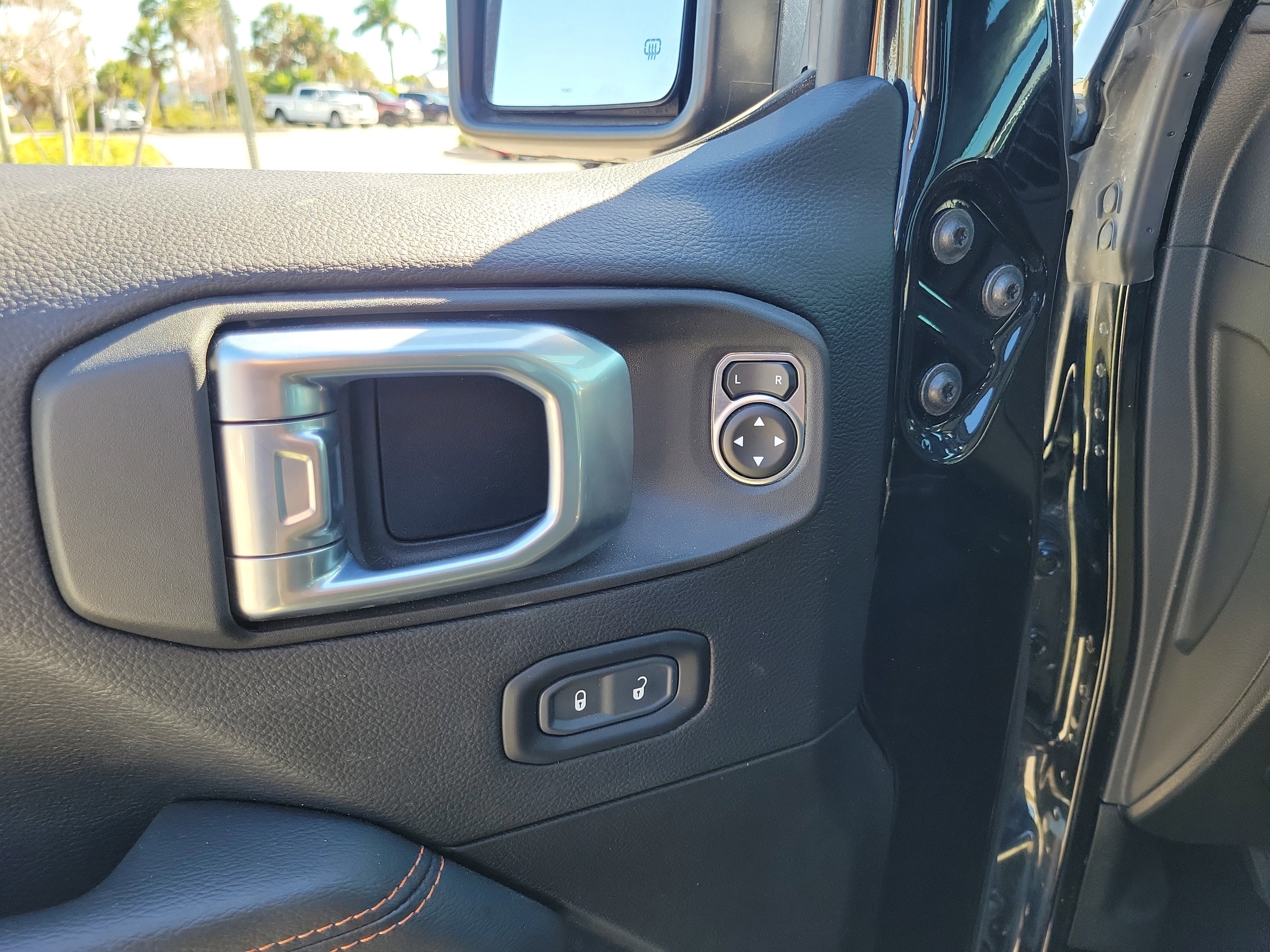 Used 2023 Jeep Gladiator Mojave w/ Cold Weather Group image 22