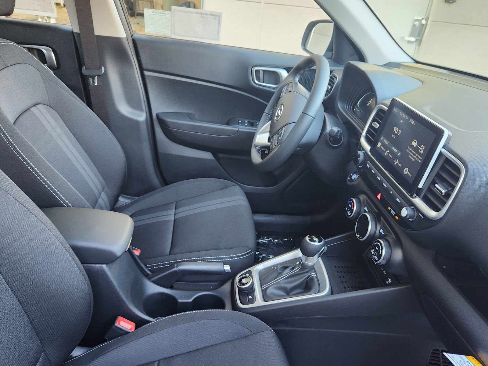 New 2026 Hyundai Venue SEL FWD image 29