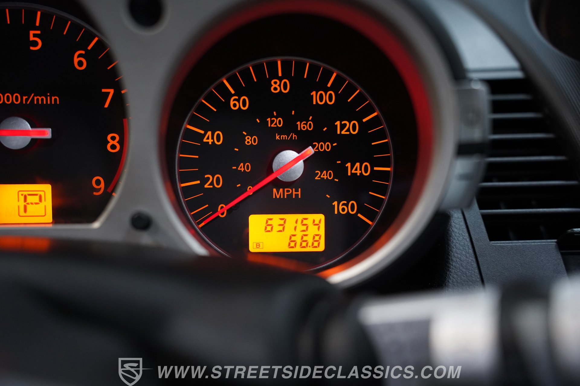 Used 2007 Nissan 350Z Touring RWD image 32