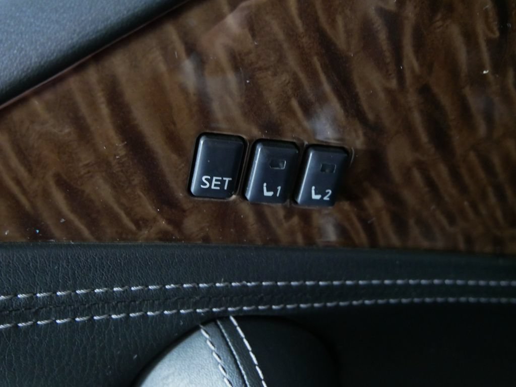 Used 2019 Nissan Armada Platinum w/ Captain's Chairs Package AWD/4WD image 14