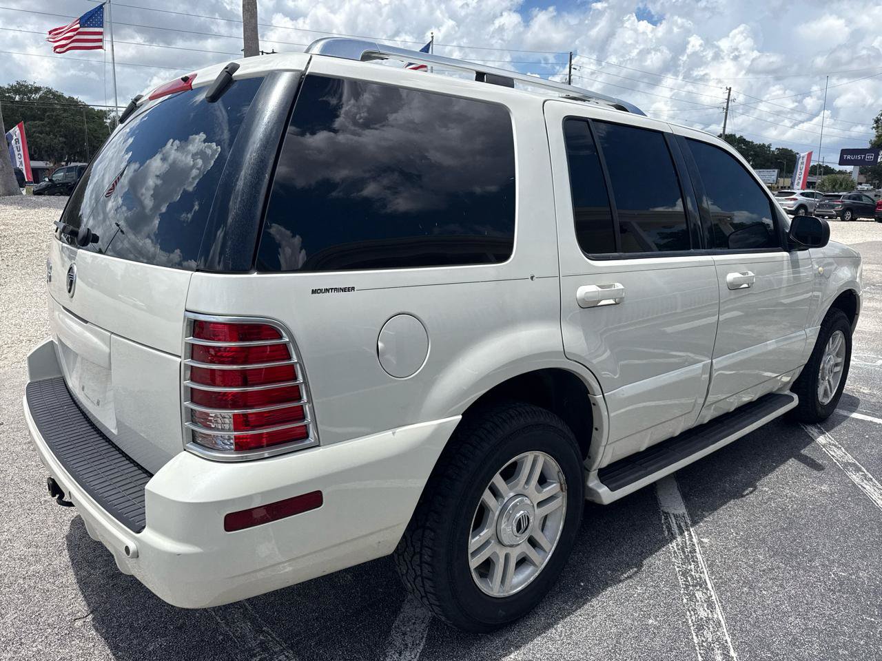 Used 2003 Mercury Mountaineer Convenience RWD image 5