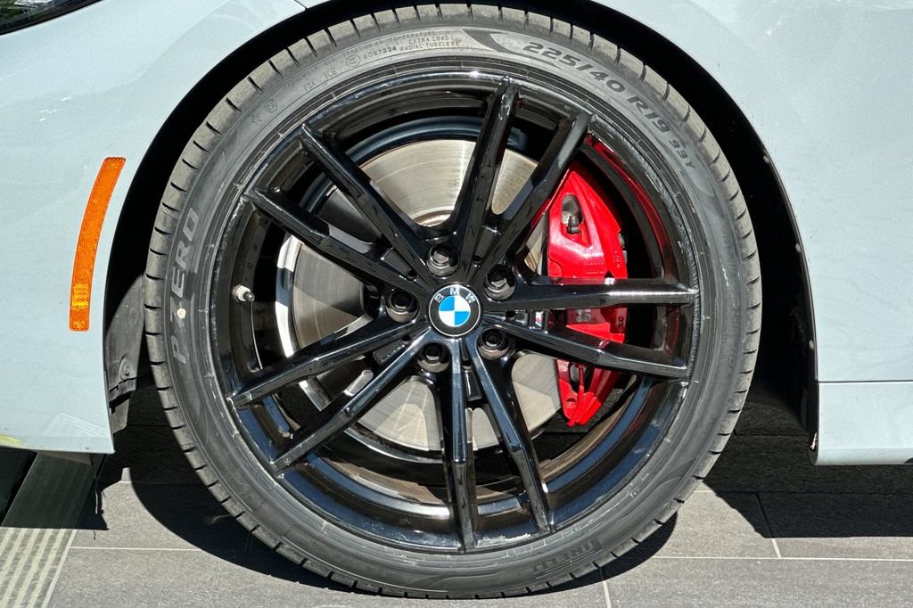 Used 2023 BMW 430i Convertible w/ M Sport Package RWD image 32