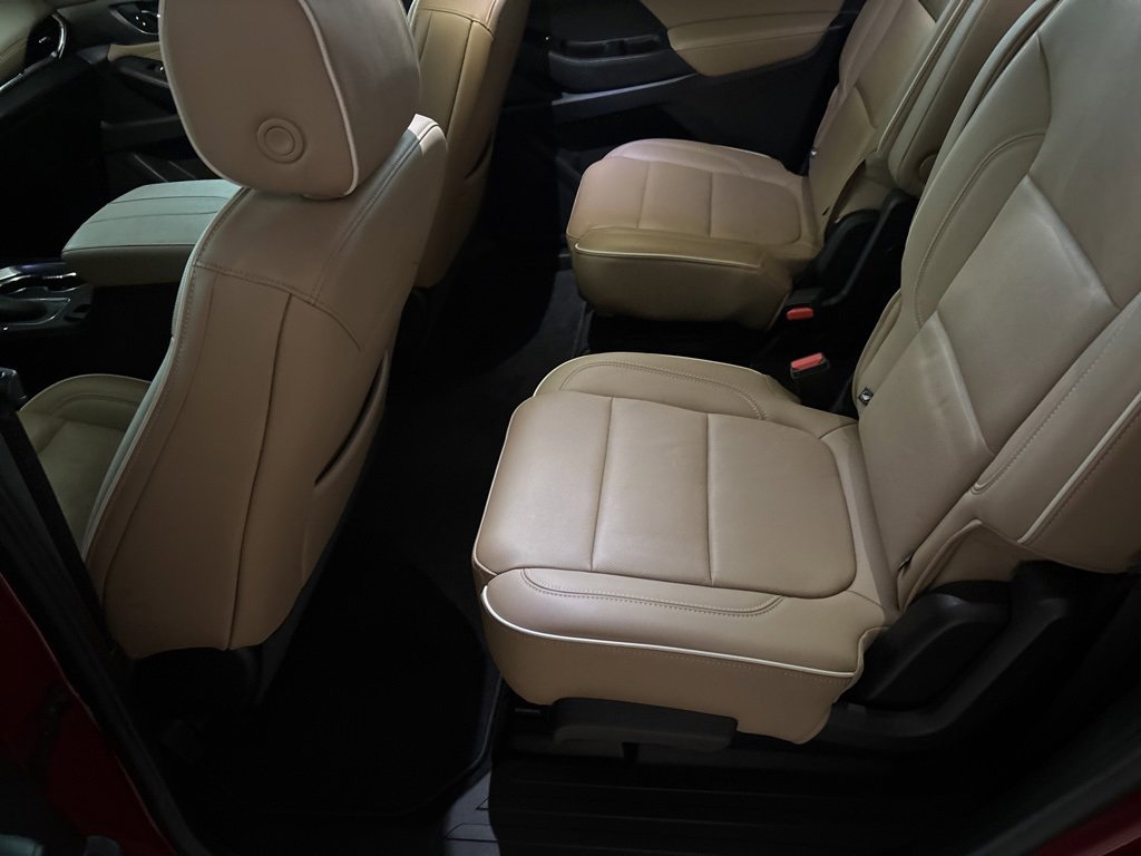 Used 2023 Chevrolet Traverse Premier w/ LPO, Floor Liner Package image 21
