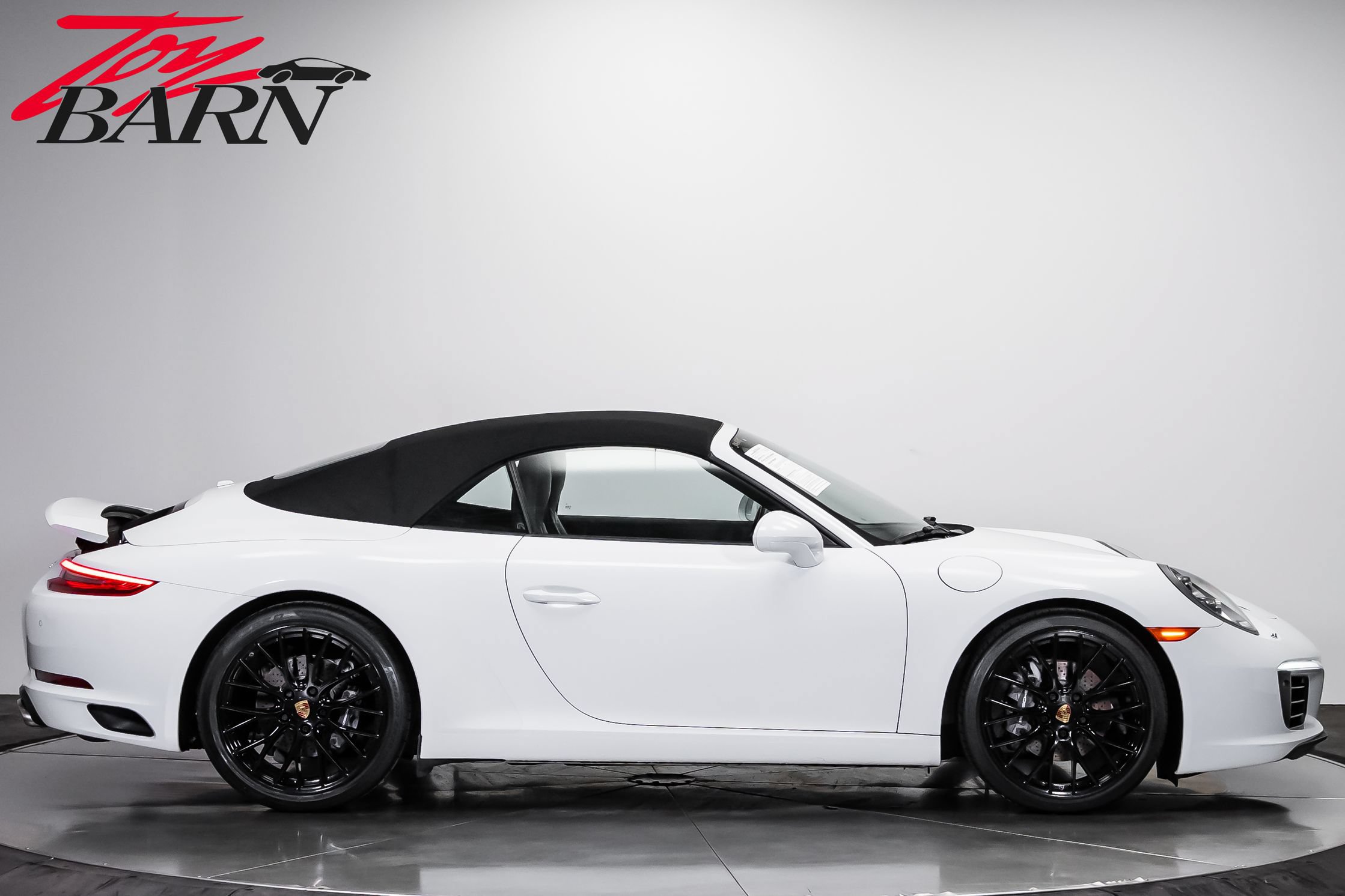 Used 2017 Porsche 911 Carrera RWD image 14