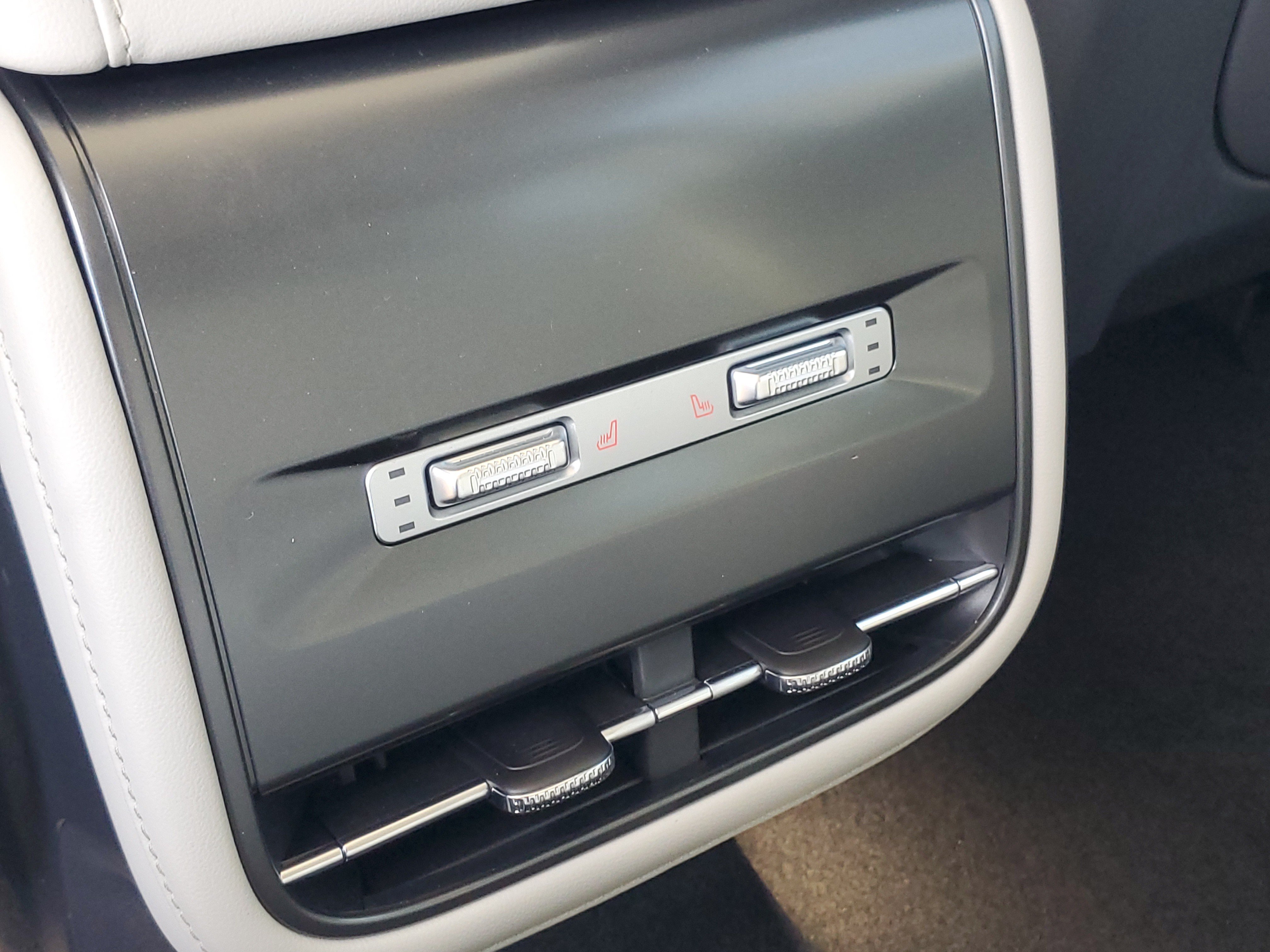 New 2026 Lincoln Nautilus Premier w/ Equipment Group 102A AWD/4WD image 31