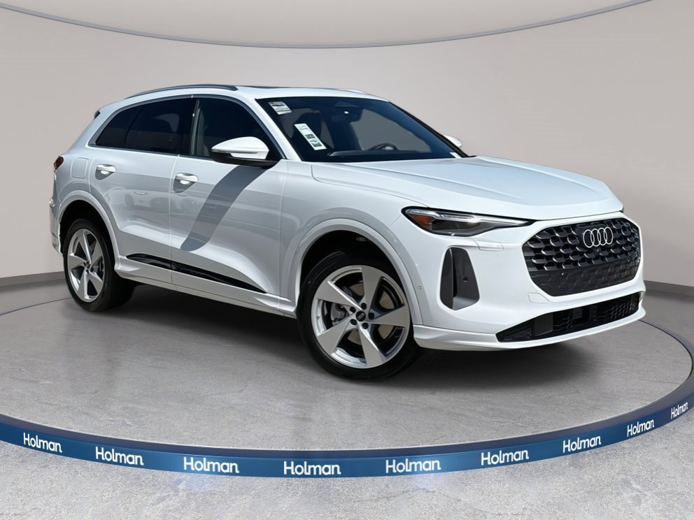 Certified 2025 Audi Q5 2.0T Premium Plus w/ Premium Plus image 5