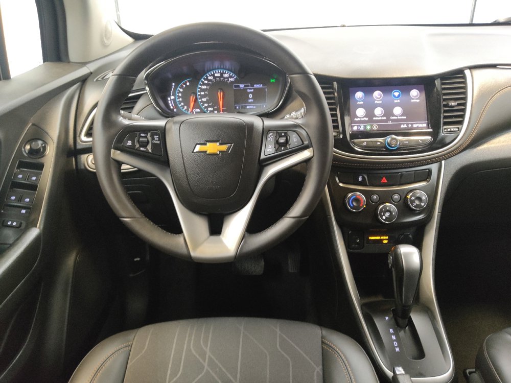Used 2021 Chevrolet Trax LT w/ Sport Edition image 22