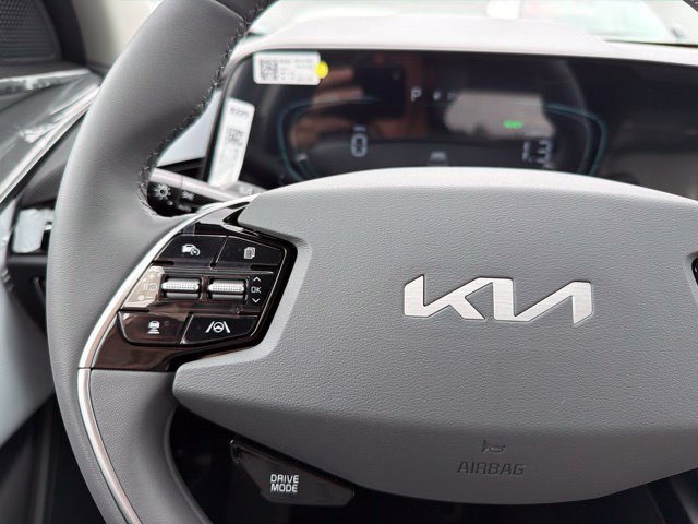 New 2026 Kia Niro EX FWD image 20