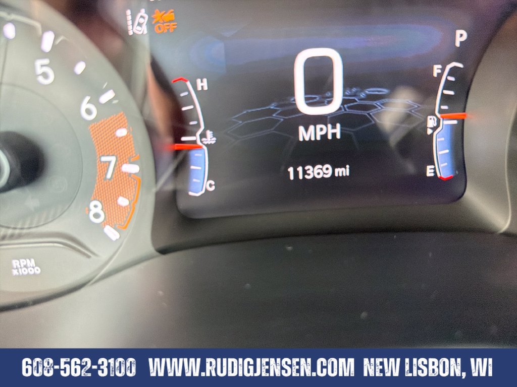 Used 2025 Jeep Compass Trailhawk AWD/4WD image 16
