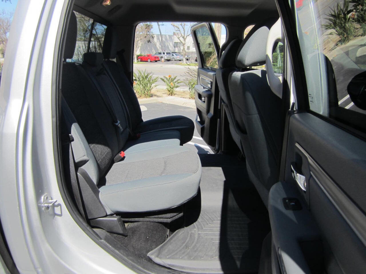 Used 2016 RAM 1500 Big Horn image 11