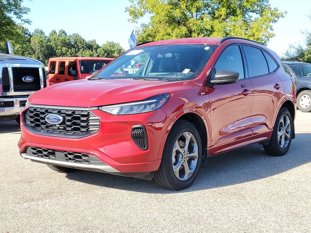 Certified 2024 Ford Escape ST-Line w/ Tech Pack #1 AWD/4WD image 2
