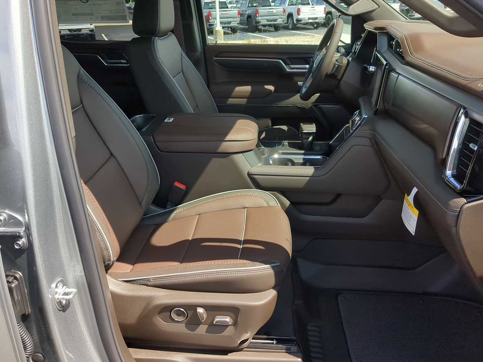 New 2026 GMC Sierra 1500 Denali AWD/4WD image 30