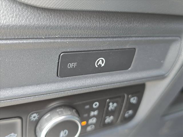 Used 2025 Ford F150 Lariat w/ Equipment Group 501A Mid AWD/4WD image 11
