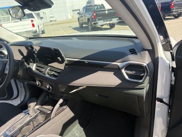 New 2026 Chevrolet TrailBlazer LS AWD/4WD image 30