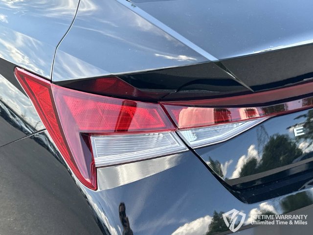 New 2026 Hyundai Elantra SE FWD image 11