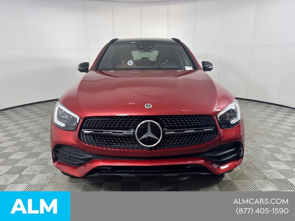 Used 2021 Mercedes-Benz GLC 300 4MATIC image 3