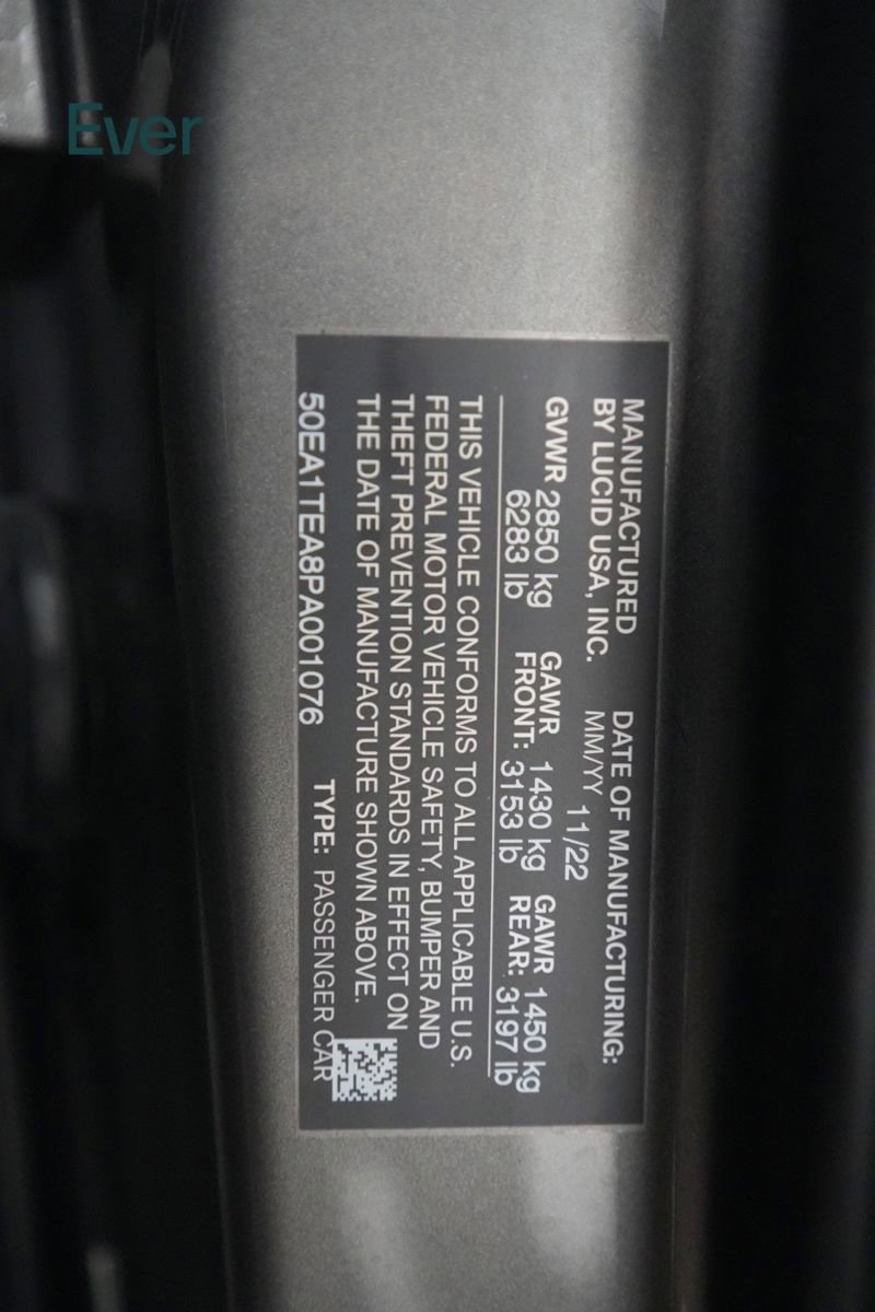 Used 2023 Lucid Air Touring image 29