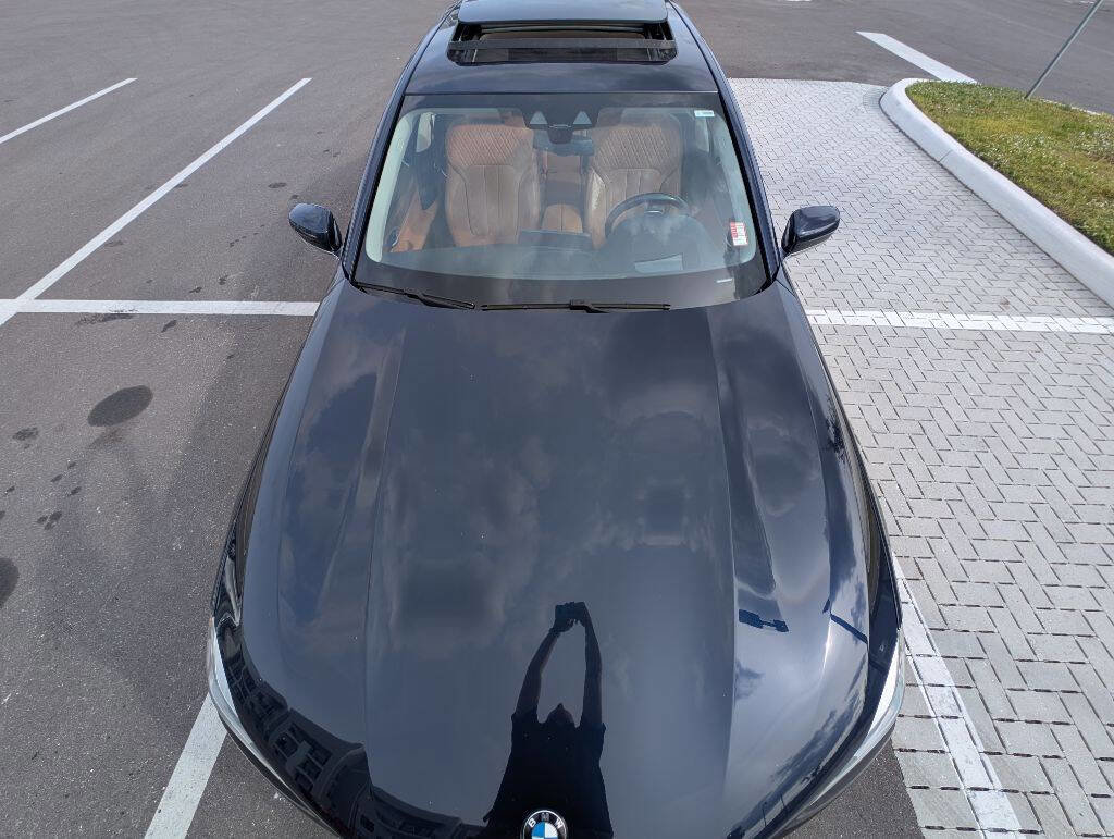 Used 2019 BMW 740i xDrive w/ Executive Package image 3