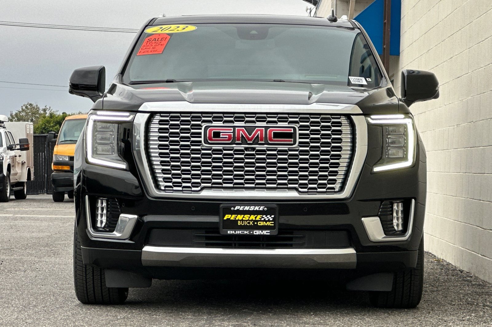 Certified 2023 GMC Yukon XL Denali w/ Max Trailering Package AWD/4WD image 9