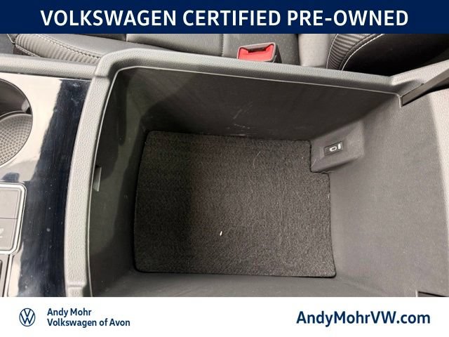 Used 2023 Volkswagen Atlas Cross Sport SEL R-Line AWD/4WD image 31