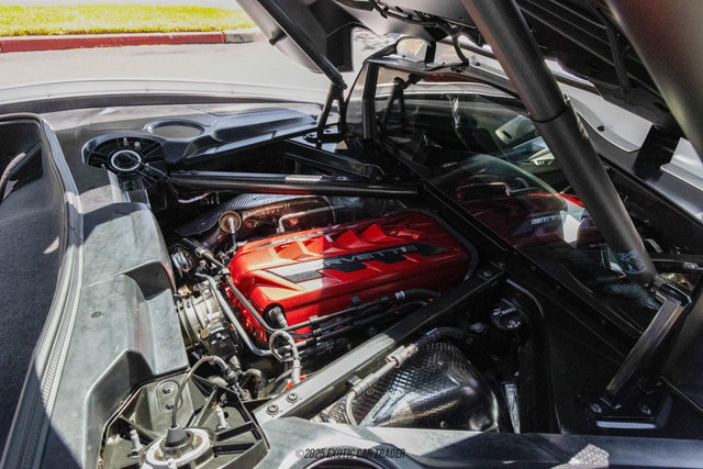 Used 2023 Chevrolet Corvette Stingray Premium Cpe w/ Z51 Performance Package image 23