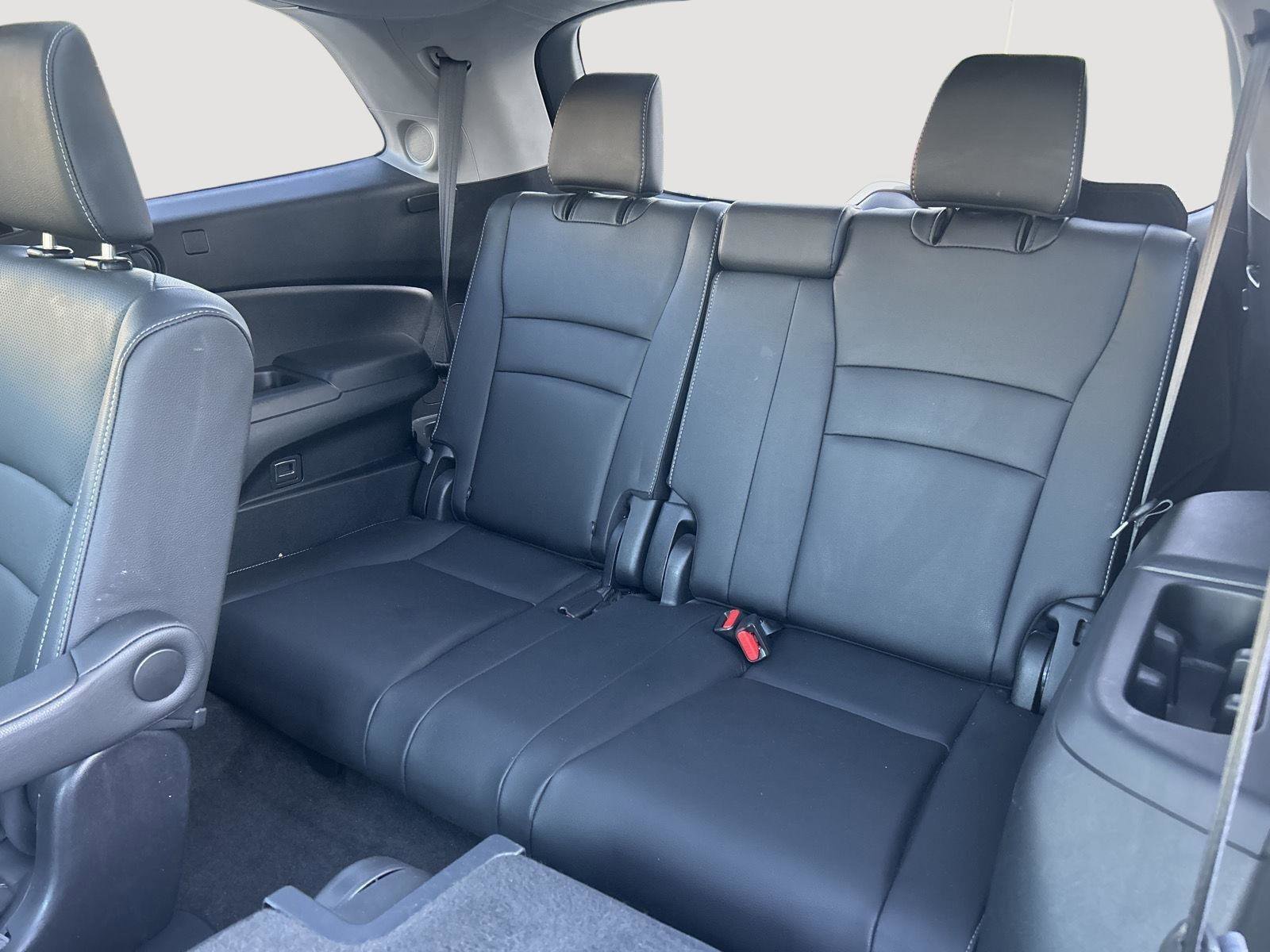 Used 2022 Honda Pilot Elite image 11