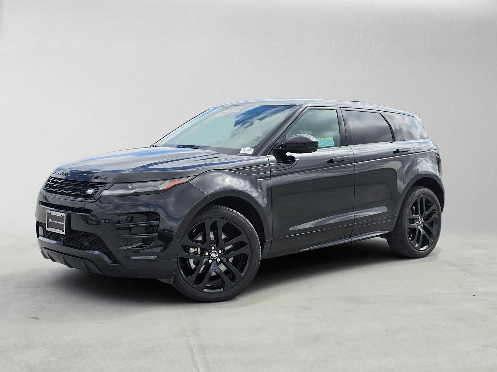 Used 2024 Land Rover Range Rover Evoque Dynamic SE