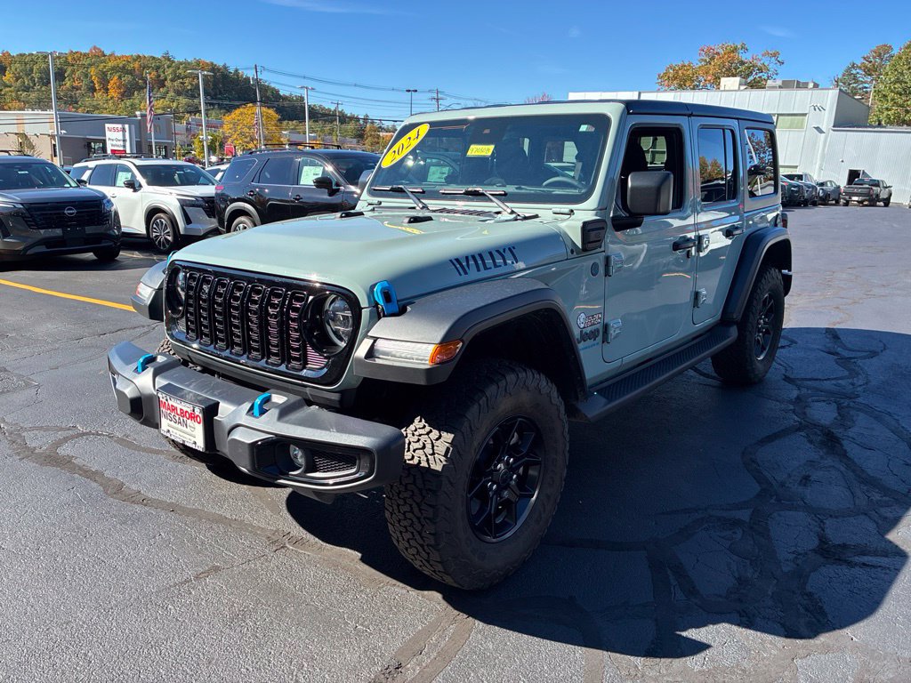 Used 2024 Jeep Wrangler Unlimited AWD/4WD image 3