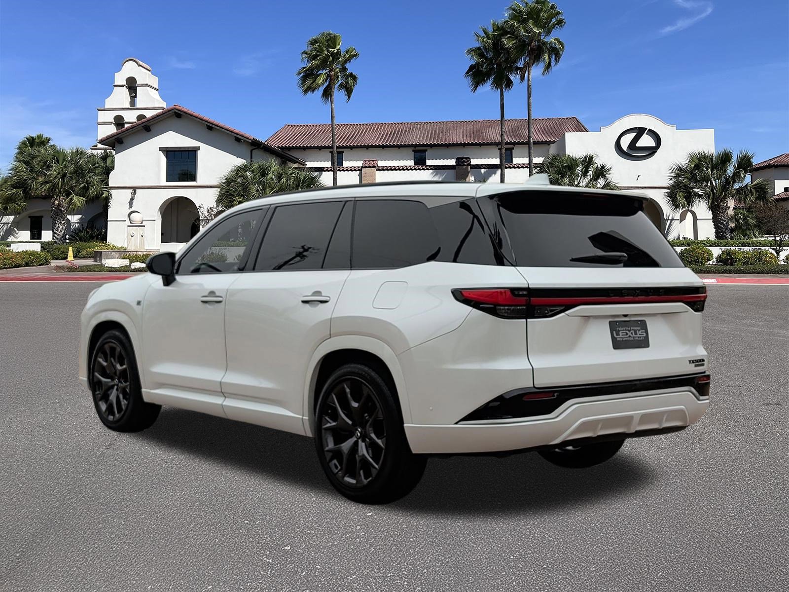 Certified 2025 Lexus TX 500h AWD w/ Technology Package image 4
