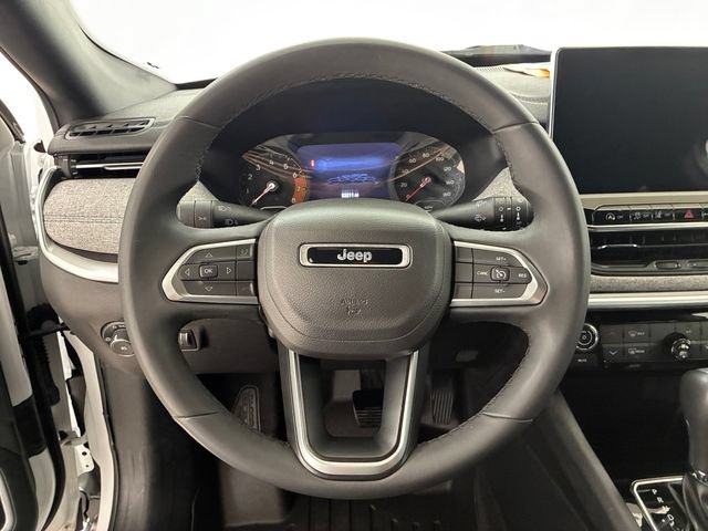 Used 2024 Jeep Compass Latitude AWD/4WD image 22